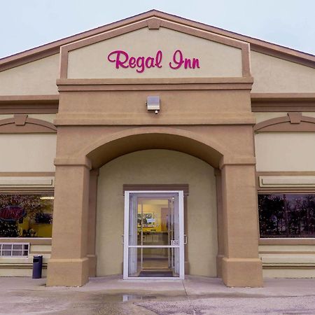 Regal Inn Coffeyville Exterior foto