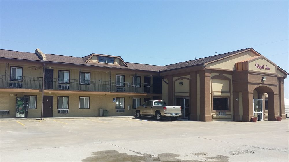 Regal Inn Coffeyville Exterior foto